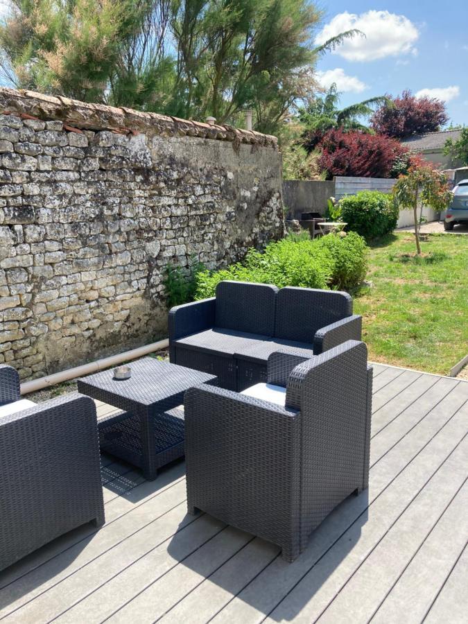 Gite La Bulle Avec Jardin A 15 Min Des Plages Saint-Benoist-sur-Mer Exterior foto